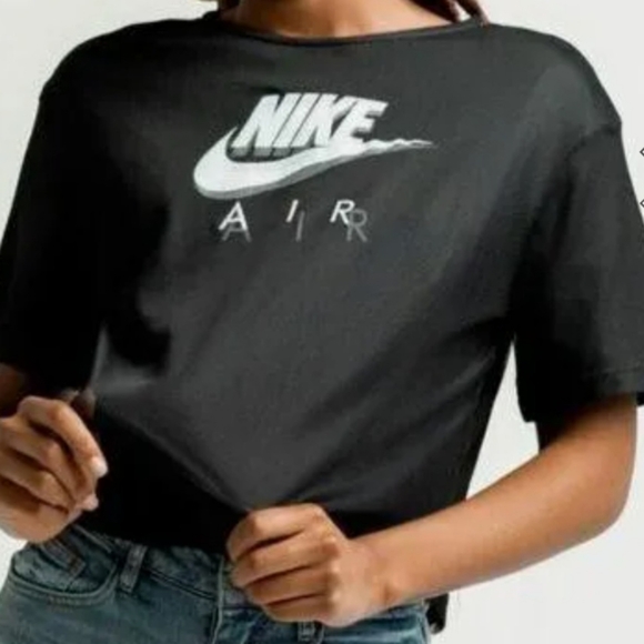 NWT Nike Air Women's Sportswear workout Mesh Crop Top Black White Size 2X - Picture 3 of 9
